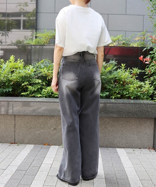 attiree（アティレー）の「【ブラックデニム】ワイドストレート