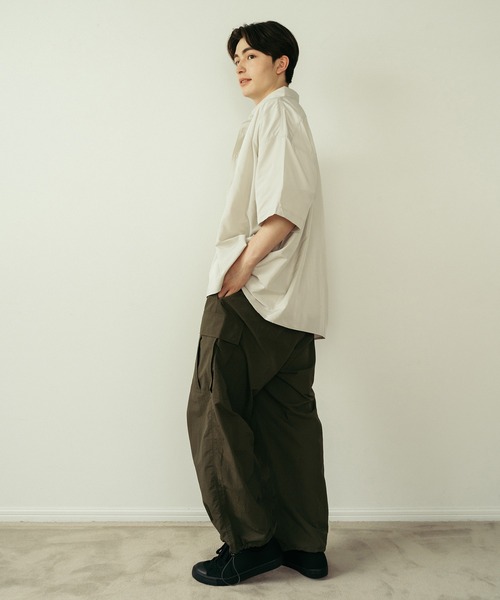 Be.Nection(ビネクション)の「NYLON EASY CARGO PANTS / ナイロンイージーカーゴパンツ(カーゴパンツ・メンズ・オリーブ/ブラック・MEDIUM/LARGE)」の11枚目の写真