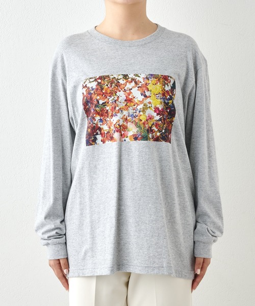 Whim Gazette(ウィムガゼット)の「フォトロングTシャツ(Tシャツ/カットソー・レディース・グレー/オフホワイト・FREE)」の18枚目の写真