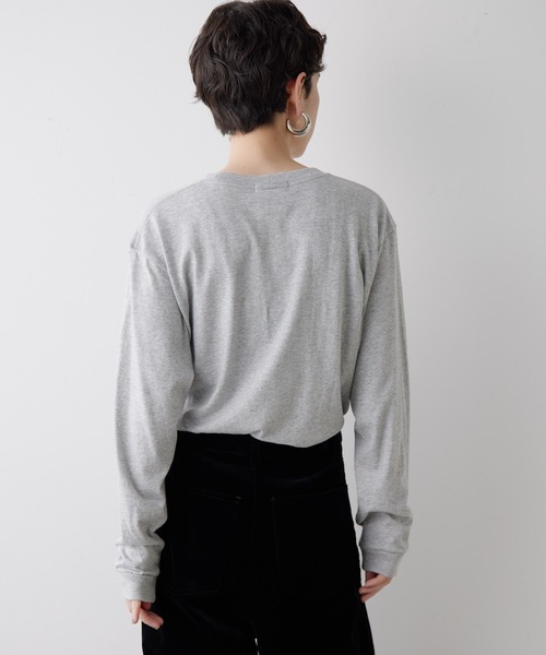 Whim Gazette(ウィムガゼット)の「フォトロングTシャツ(Tシャツ/カットソー・レディース・グレー/オフホワイト・FREE)」の6枚目の写真