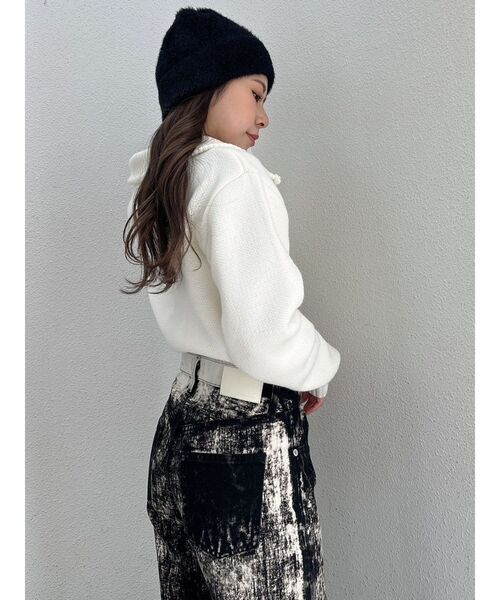 GYDA（ジェイダ）の「Symmetry GYDAスライダーニットトップス（ニット/セーター・レディース・ブラック/その他1/オフホワイト・FREE）」の5枚目の写真