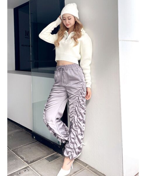 GYDA（ジェイダ）の「Symmetry GYDAスライダーニットトップス（ニット/セーター・レディース・ブラック/その他1/オフホワイト・FREE）」の10枚目の写真