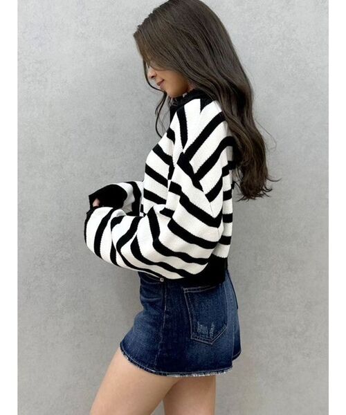 GYDA（ジェイダ）の「Symmetry GYDAスライダーニットトップス（ニット/セーター・レディース・ブラック/その他1/オフホワイト・FREE）」の20枚目の写真