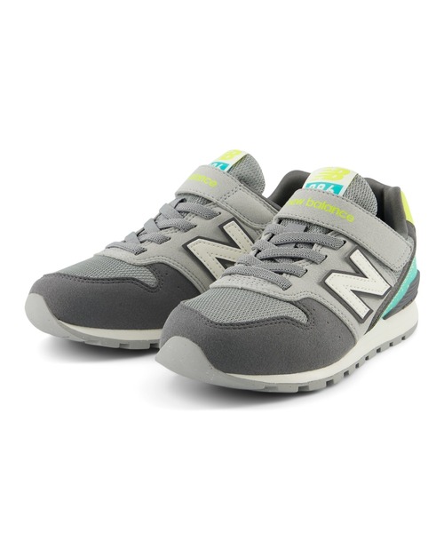 NEW BALANCE(ニューバランス)の「996(スニーカー・キッズ・グレー系その他・21.0cm/21.5cm/22.0cm/22.5cm/23.0cm/23.5cm/24.0cm/17.0cm/17.5cm/18.0cm/18.5cm/19.0cm/19.5cm/20.0cm/20.5cm)」の2枚目の写真