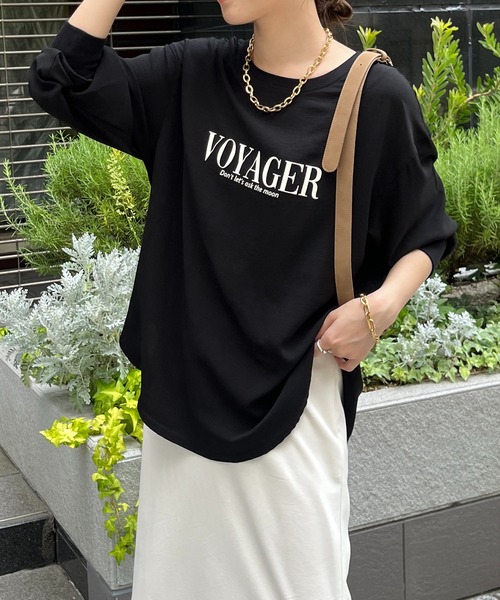 DouDou（ドゥドゥ）の「VoyagerジョーゼットロゴTEE（Tシャツ/カットソー・レディース・ブラック/チャコールグレー/オフホワイト・FREE）」の2枚目の写真