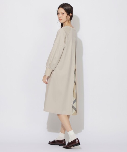 CB CRESTBRIDGE（シービークレストブリッジ）の「バックチェック切替