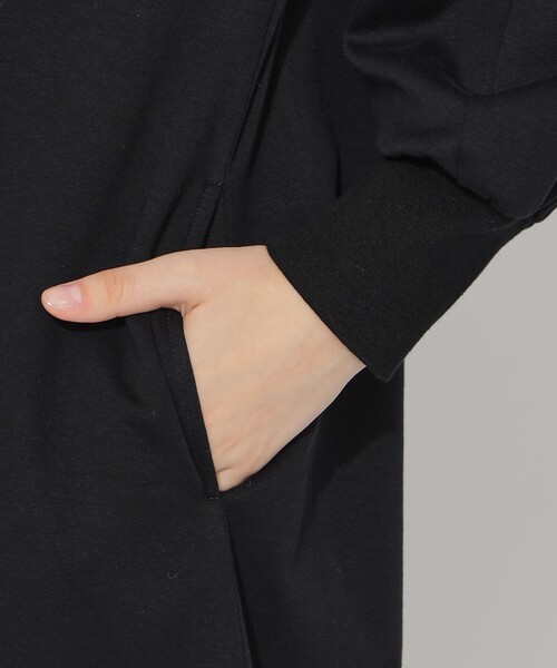 CB CRESTBRIDGE（シービークレストブリッジ）の「バックチェック