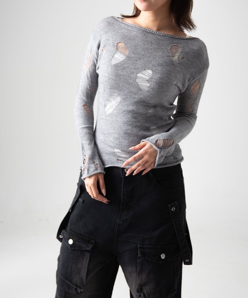 .KOM(ドットコム)の「A'GEM/9 × .kom 『.KOM/ドットケーオーエム』 アンバランスダメージニット(ニット/セーター・レディース・ブラック/グレー/ホワイト・M)」の3枚目の写真
