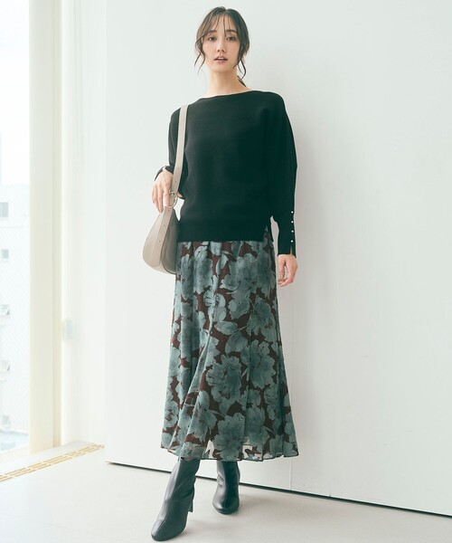 ANY SIS(エニィスィス)の「【洗える】アートフラワープリント スカート(スカート・レディース・ブラック系4/ダークグリーン系4・0)」の8枚目の写真