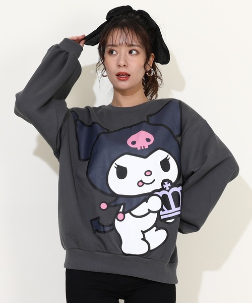 sanrio(サンリオ)の「親子お揃い サンリオ BIGフェイス トレーナー 9797A(スウェット・レディース・その他24/ブルー/チャコールグレー/その他25・L/M/S)」の3枚目の写真