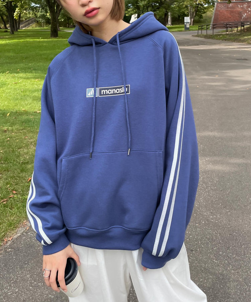 Chillfar（チルファー）の「ボックスロゴプリント ラインスリーブプルオーバーパーカー（パーカー・レディース・ホワイト/オートミール/ネイビー/ブラック/杢グレー/ブルー・FREE）」の17枚目の写真