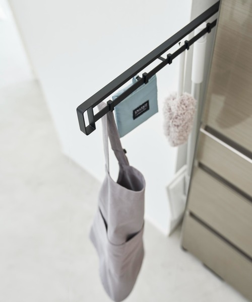 tower（タワー）の「tower（タワー）マグネット冷蔵庫横隠せるスライドフック（キッチン収納・レディース・ブラック/ホワイト・ONE SIZE）」の8枚目の写真