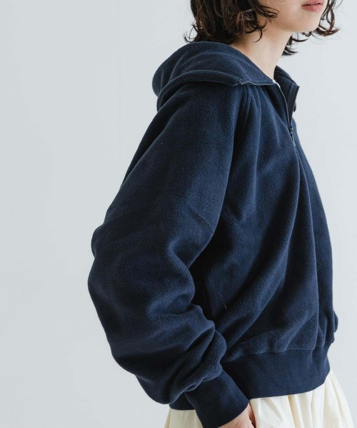 URBAN RESEARCH（アーバンリサーチ）の「フリースハーフジッププルオーバー（Tシャツ/カットソー・レディース・オフホワイト/ネイビー・FREE）」の7枚目の写真