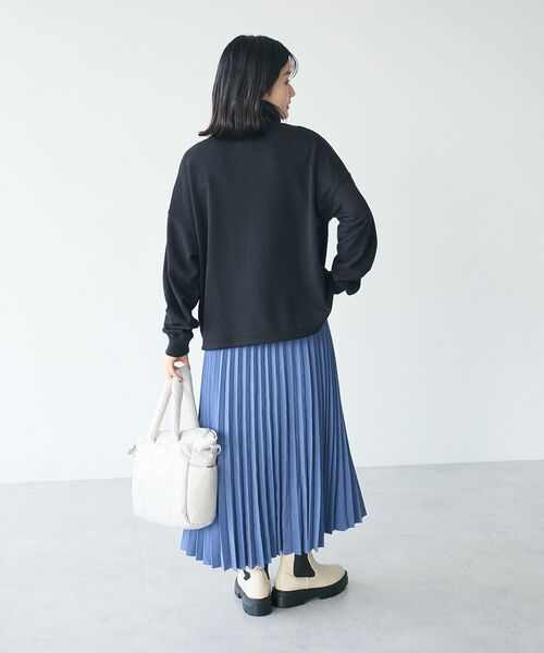 CRAFT STANDARD BOUTIQUE（クラフトスタンダードブティック）の「【ユニセックス】裏毛タートルスウェット（スウェット・レディース・ブラック/ホワイト系その他/カーキ・M/L/XL）」の8枚目の写真