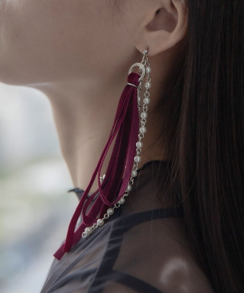 HARE（ハレ）の「ベロアリボンピアス(HARE)（ピアス（両耳用）・レディース・ブラック/レッド・FREE）」の9枚目の写真