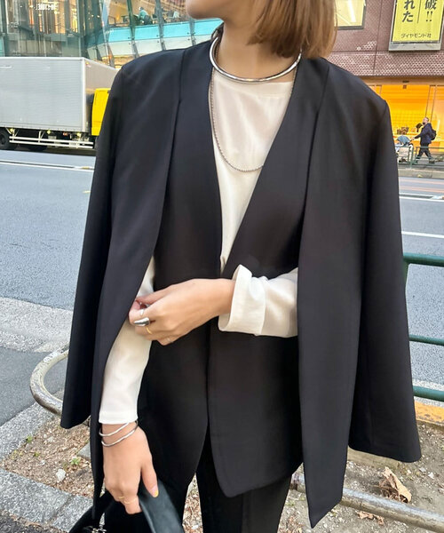 SHENERY（シーナリー）の「《2way仕様》2WAYジャケット（テーラードジャケット・レディース・ベージュ/ブラック・FREE）」の5枚目の写真