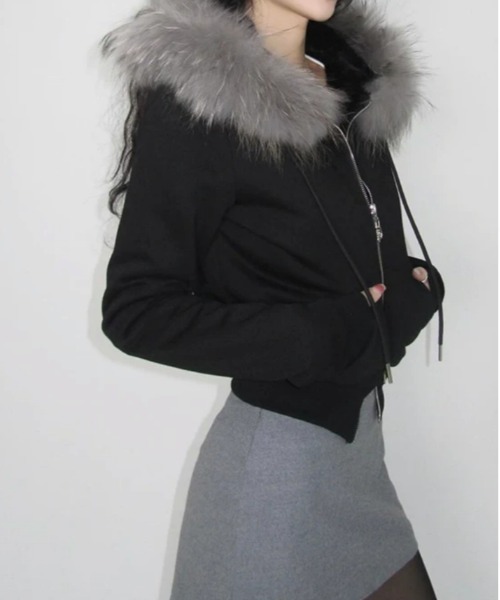 gossip！ロサンゼルス（ゴシップロサンゼルス）の「Y2K エコファー ジップアップ スリム パーカー 裏起毛（パーカー・レディース・ブラック・FREE）」の13枚目の写真