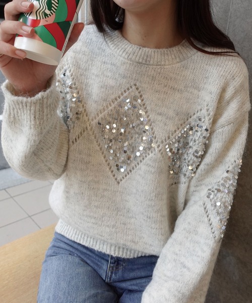 CORNERS（コーナーズ）の「スパンコールアーガイルニットプルオーバー（ニット/セーター・レディース・オートミール/ワイン/ブラック/グレー/オフホワイト・M）」の4枚目の写真