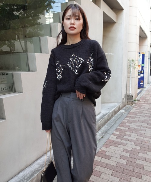 CORNERS（コーナーズ）の「スパンコールアーガイルニットプルオーバー（ニット/セーター・レディース・オートミール/ワイン/ブラック/グレー/オフホワイト・M）」の7枚目の写真