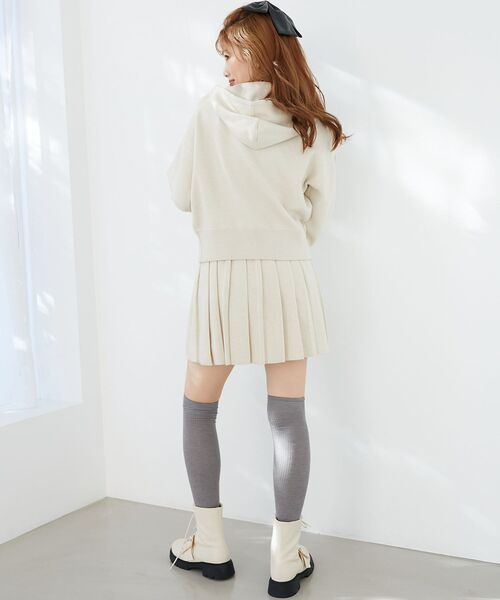 MAJESTIC LEGON(マジェスティックレゴン)の「レースリボンWジップニットパーカー(ニット/セーター・レディース・ブラック/グレー/アイボリー・MEDIUM)」の10枚目の写真