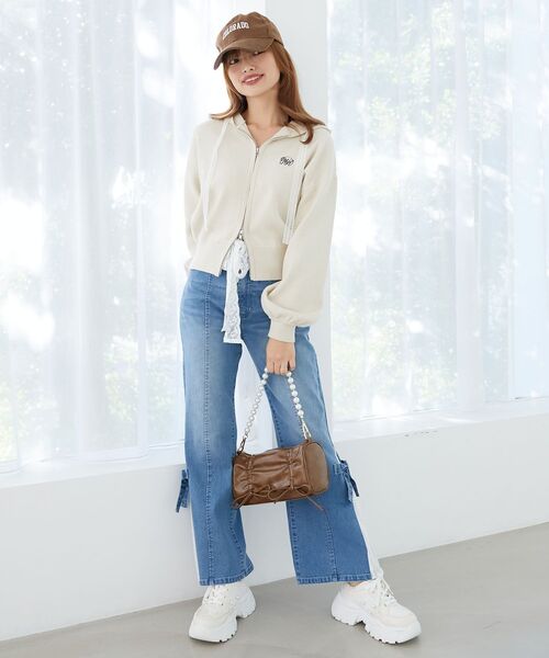 MAJESTIC LEGON(マジェスティックレゴン)の「レースリボンWジップニットパーカー(ニット/セーター・レディース・ブラック/グレー/アイボリー・MEDIUM)」の17枚目の写真