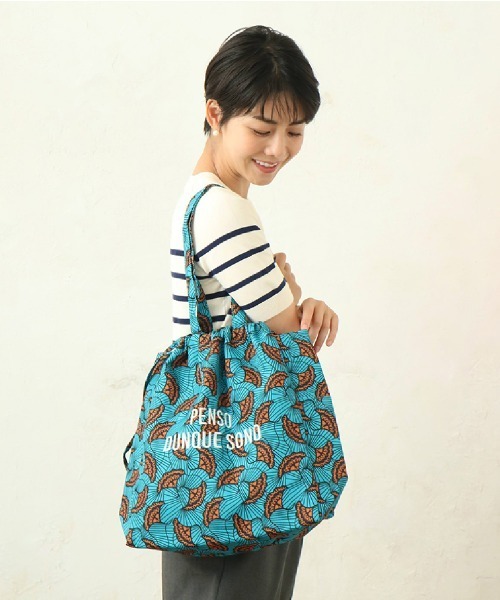 and it_（アンドイット）の「ラタプリントトート（トートバッグ・レディース・ブラック/ブルーグリーン/ブルー/グリーン系1/イエロー/オレンジ/ネイビー/ブラウン/ピンク/レッド系その他/グリーン系2/ベージュ・FREE）」の13枚目の写真