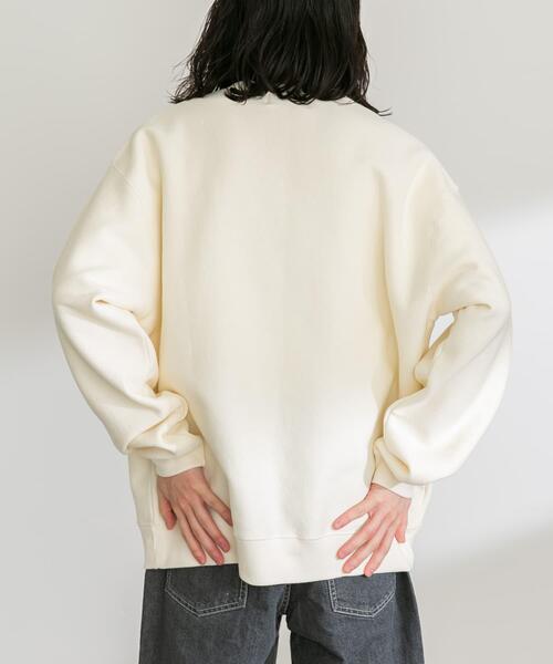 URBAN RESEARCH Sonny Label（アーバンリサーチサニーレーベル）の「裏起毛プリントスウェットプルオーバー（スウェット・メンズ・オフホワイト/グレー/チャコールグレー・SMALL/MEDIUM/LARGE）」の17枚目の写真