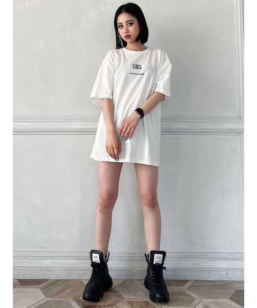 GYDA(ジェイダ)の「【WEB限定】Symmetry GYDA BIG Tシャツ(Tシャツ/カットソー・レディース・ブラック/オフホワイト・FREE)」の3枚目の写真