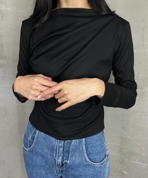 アシンメトリーデザイン ボートネックカットソー