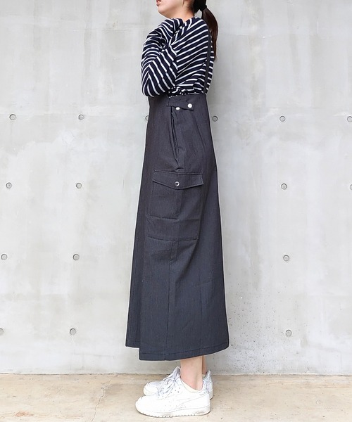 Q（キュー）の「デニムライクジャンスカ（ジャンパースカート・レディース・ブラック/ブルー・MEDIUM）」の14枚目の写真