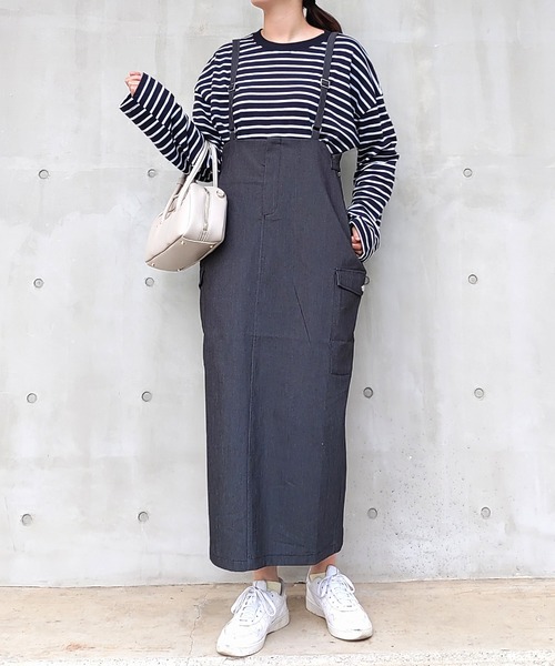 Q（キュー）の「デニムライクジャンスカ（ジャンパースカート・レディース・ブラック/ブルー・MEDIUM）」の22枚目の写真