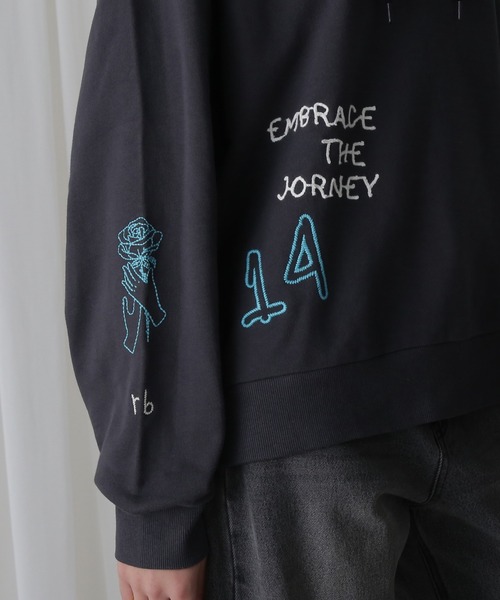 ROSE BUD(ローズバッド)の「【WEB・一部店舗限定】ILLUSTRATION EMBROIDRY PARKA(パーカー・レディース・グレー/ホワイト・ONE SIZE)」の18枚目の写真