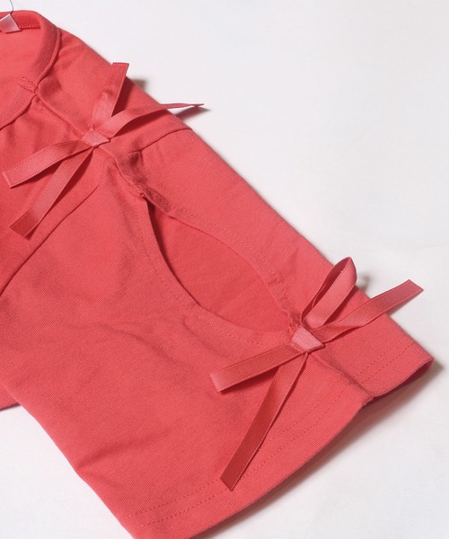 coca（coca）（コカ）の「キッズ　肩リボンオープンスリーブワンピース（ワンピース・キッズ・レッド/ブラック・120/130/140/150）」の4枚目の写真