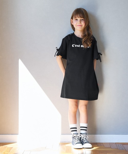 coca（coca）（コカ）の「キッズ　肩リボンオープンスリーブワンピース（ワンピース・キッズ・レッド/ブラック・120/130/140/150）」の9枚目の写真