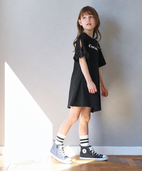 coca（coca）（コカ）の「キッズ　肩リボンオープンスリーブワンピース（ワンピース・キッズ・レッド/ブラック・120/130/140/150）」の13枚目の写真