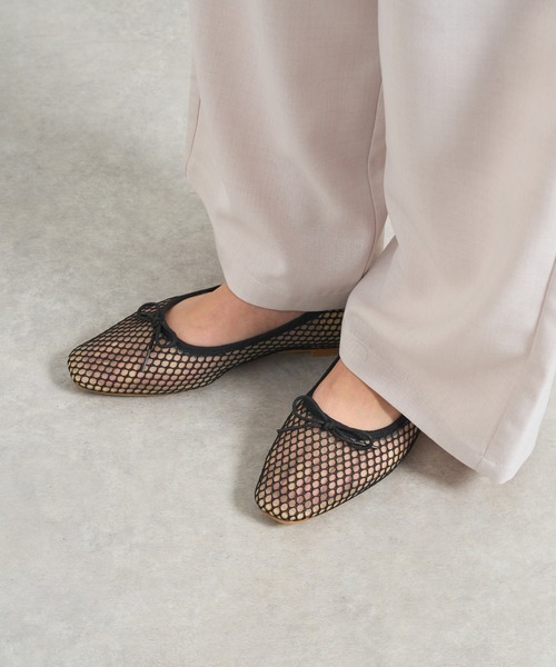 un dix cors（アンディコール）の「フィッシュネットバレエシューズ（バレエシューズ・レディース・ベージュ/ブラック・36/37/38）」の7枚目の写真