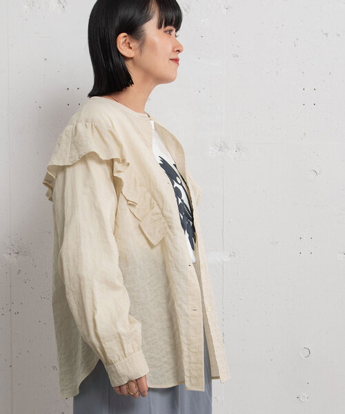 POU DOU DOU(プードゥドゥ)の「フリル切り替えブラウス(シャツ/ブラウス・レディース・ライトベージュ/スミクロ/アイボリー・M)」の20枚目の写真