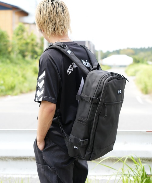 NEW ERA(ニューエラ)の「【NEW ERA/ニューエラ】SMART PACK スマートパック(バックパック/リュック・メンズ・ブラック・FREE)」の17枚目の写真