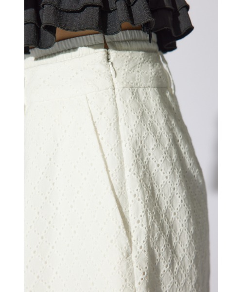rienda（リエンダ）の「コットンレースジャストウエストハーフパンツ（スラックス・レディース・ホワイト・SMALL/MEDIUM）」の11枚目の写真