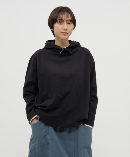 MHL.(エムエイチエル)の「HEAVY SOFT COTTON JERSEY(パーカー・レディース・ブルー系その他7/ネイビー系1・2)」の2枚目の写真