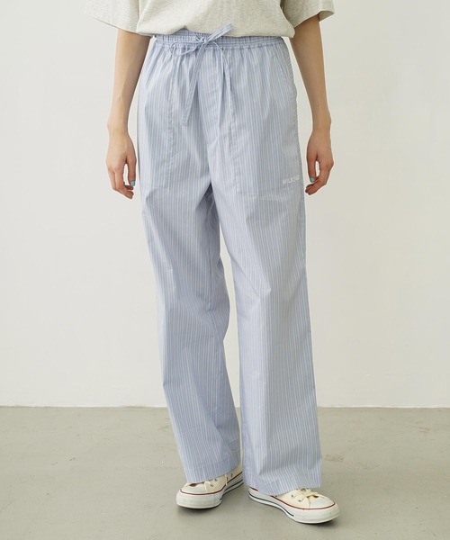 MILKFED.（ミルクフェド）の「STRIPED PANTS（その他パンツ・レディース・ライトブルー/チャコール/オフホワイト・ONE SIZE）」の4枚目の写真