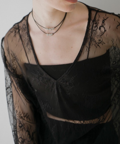 Doux archives（ドゥアルシーヴ）の「V ネックレースブラウス（シャツ/ブラウス・レディース・アイボリー/ベージュ/ブラック・38）」の10枚目の写真
