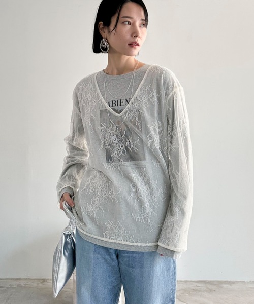 Doux archives（ドゥアルシーヴ）の「V ネックレースブラウス（シャツ/ブラウス・レディース・アイボリー/ベージュ/ブラック・38）」の18枚目の写真