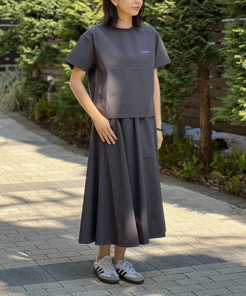 THOUSAND MILE(サウザンドマイル)の「【THOUSAND MILE】 SHORT SLEEVE T-SHIRTS&SKIRT SETショートスリーブティーシャツアンドスカートセット(シャツ/ブラウス・レディース・チャコール/ブラック/オリーブ/グレー・O/S)」の3枚目の写真