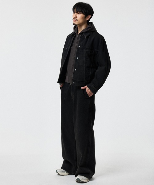 STUDIOUS（ステュディオス）の「BLEACH OVERDYE DENIM JEANS（デニムパンツ・メンズ・インディゴブルー/ブラック・1/2）」の4枚目の写真