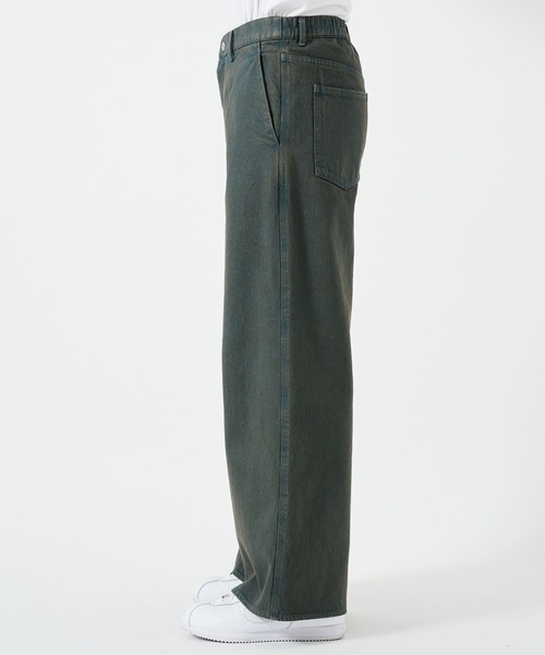 STUDIOUS（ステュディオス）の「BLEACH OVERDYE DENIM JEANS（デニムパンツ・メンズ・インディゴブルー/ブラック・1/2）」の17枚目の写真