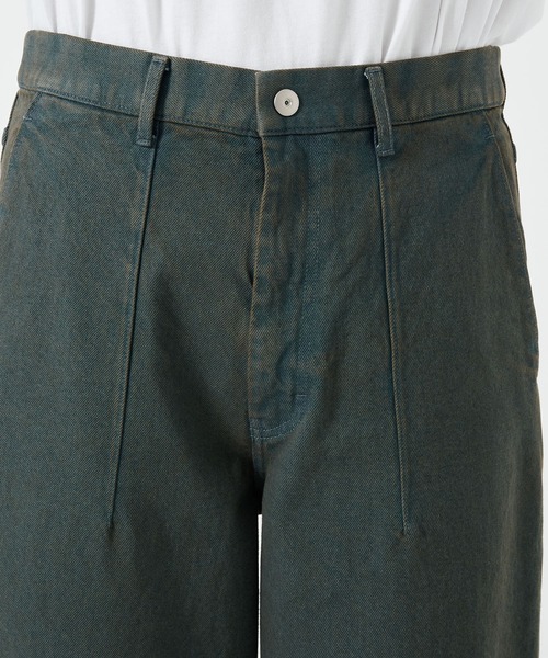 STUDIOUS（ステュディオス）の「BLEACH OVERDYE DENIM JEANS（デニムパンツ・メンズ・インディゴブルー/ブラック・1/2）」の19枚目の写真