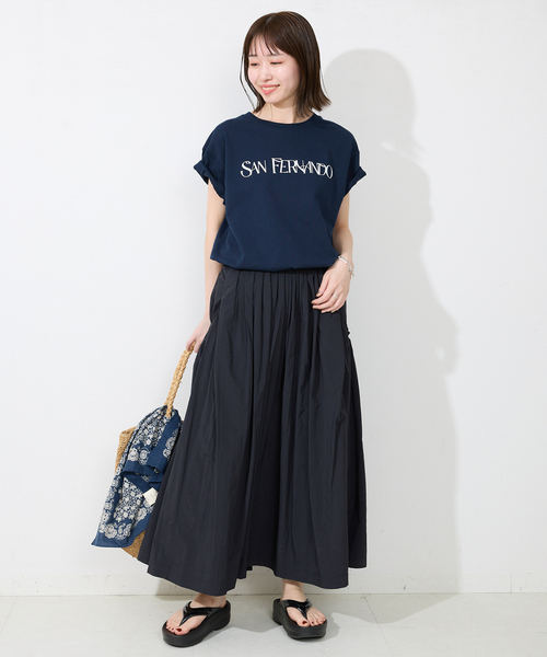 room306contemporary ナイロンウェストギャザースカート　美品 撥水・接触冷感】ナイロンストレッチギャザースカート | human
