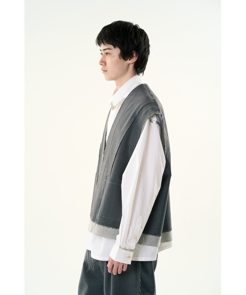 DISCOVERED（ディスカバード）の「SUITS SWEAT VEST（ベスト・メンズ・グレー・SMALL/LARGE）」の7枚目の写真