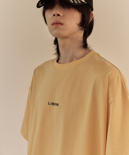 LIBERE（リベーレ）の「LIBERE リベーレ / LIBERE LOGO T-SHIRT ロゴプリントビッグシルエットTシャツ / 251207-251208-251209（Tシャツ/カットソー・メンズ・チャコール/ブラック/ゴールド・LARGE/MEDIUM/SMALL）」の14枚目の写真